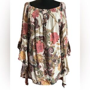 EST. 1946 by Cato women's off-the-shoulder floral and chain print top plus 26/28